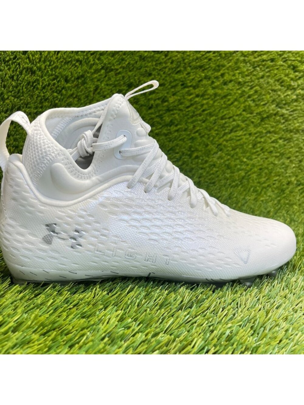 Under Armour Spotlight Lux MC 2.0 Mens Size 9.5 White Running Football Cleats
